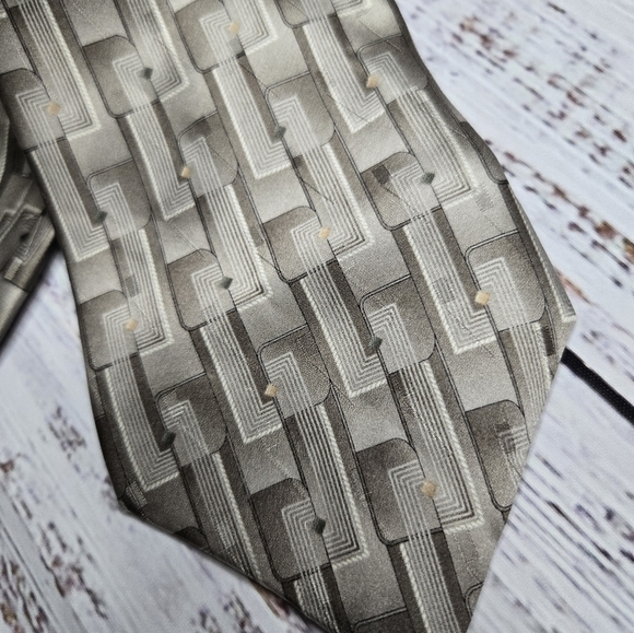 NWT Stafford Men’s Tie Gray Geometric Geo Jacquard Classic Business 100% Silk - Picture 4 of 6